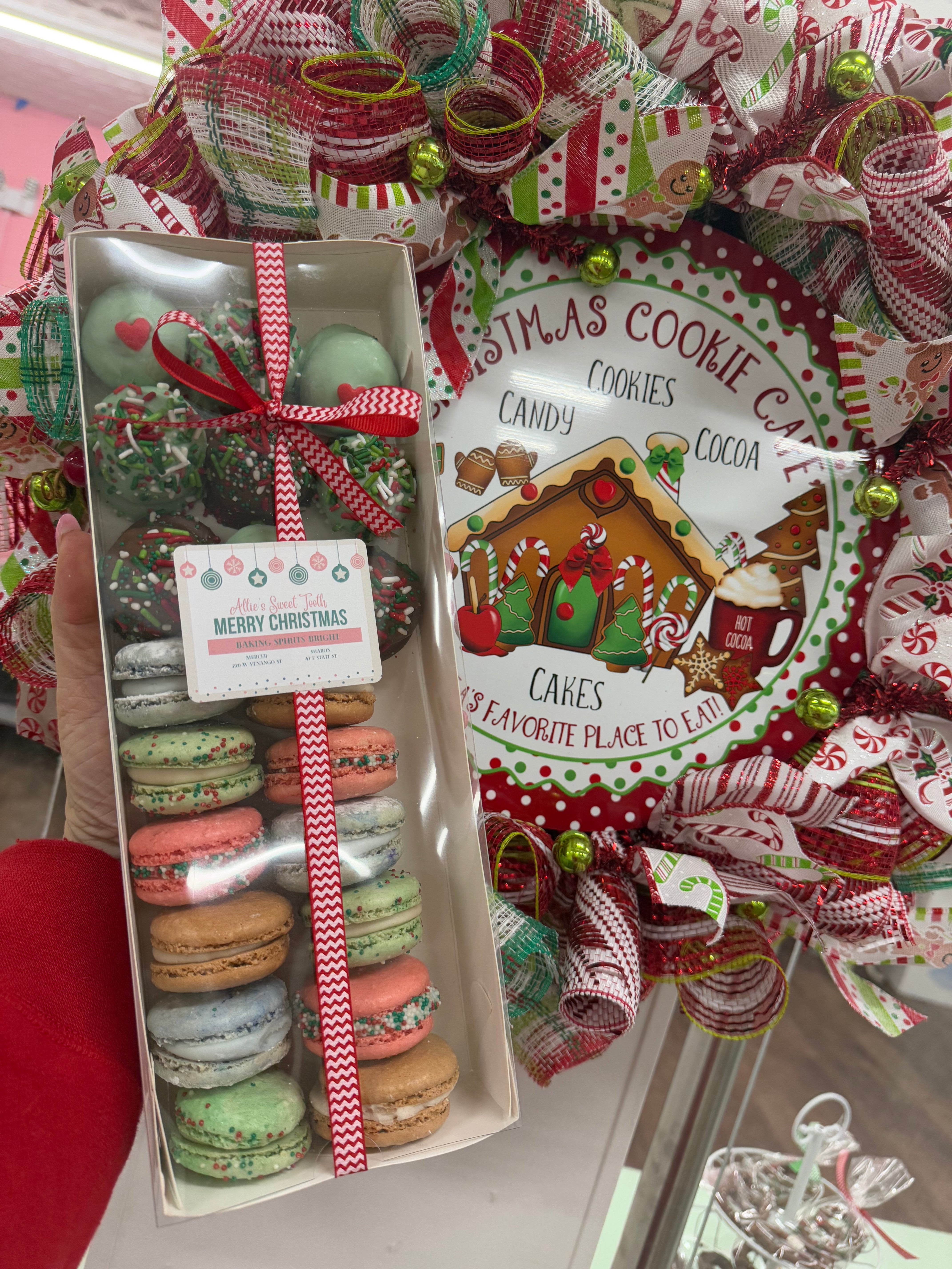 Christmas Macarons