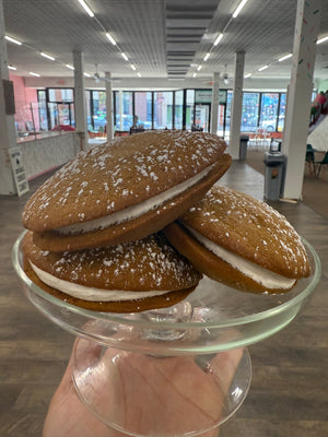 Pumpkin Whoopie Pies (large)