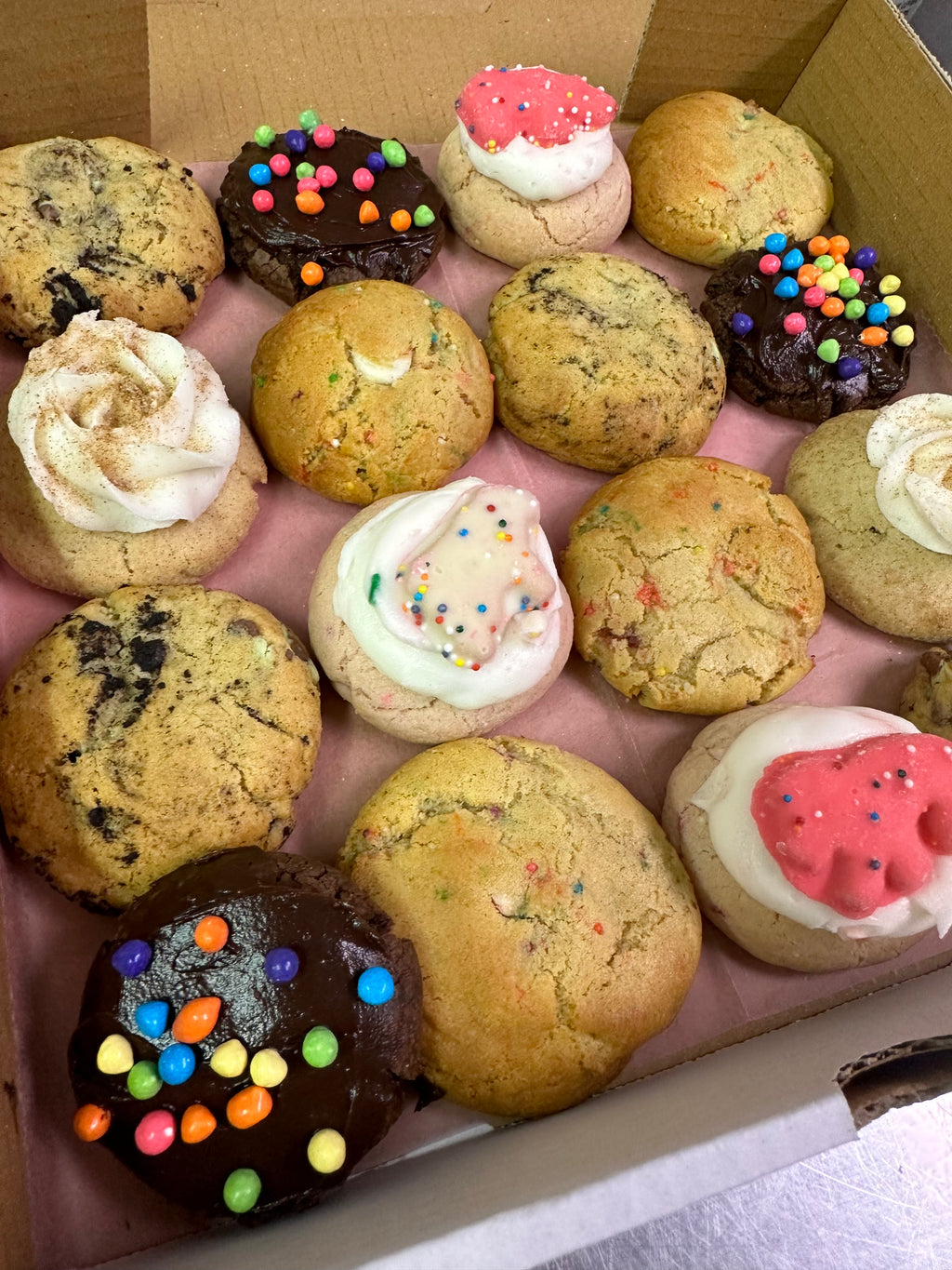 College Gourmet Cookie Box
