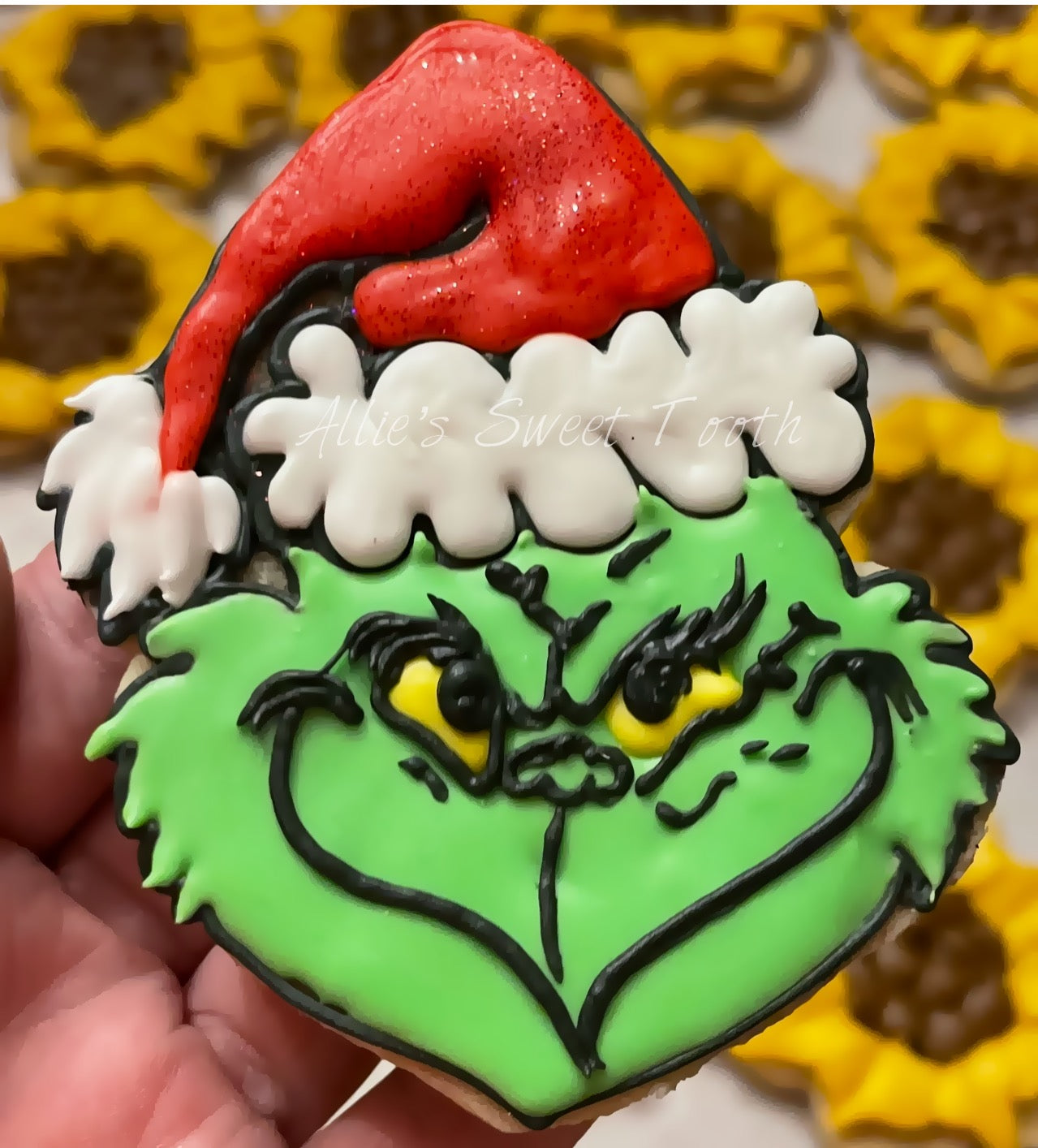 Grinch Face Cookie